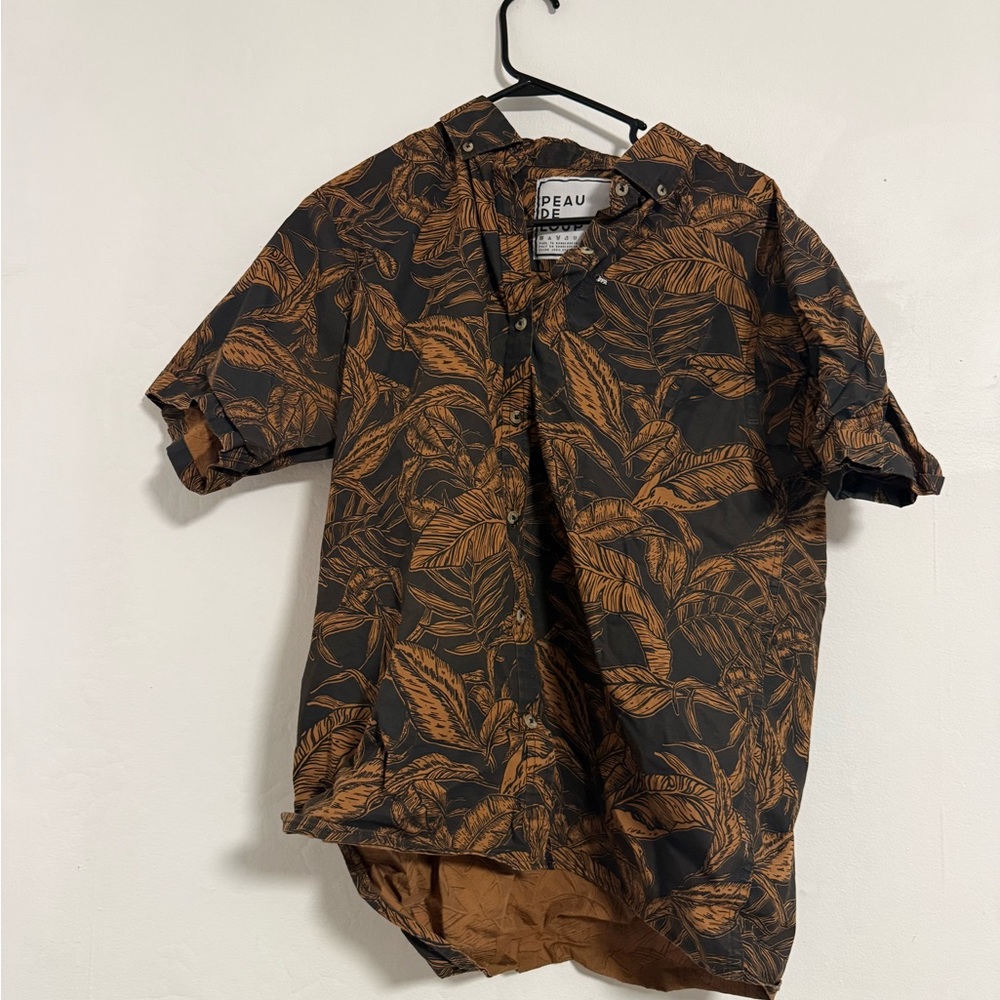 Peau De Loup Black Shirt with Brown Leaf Print
